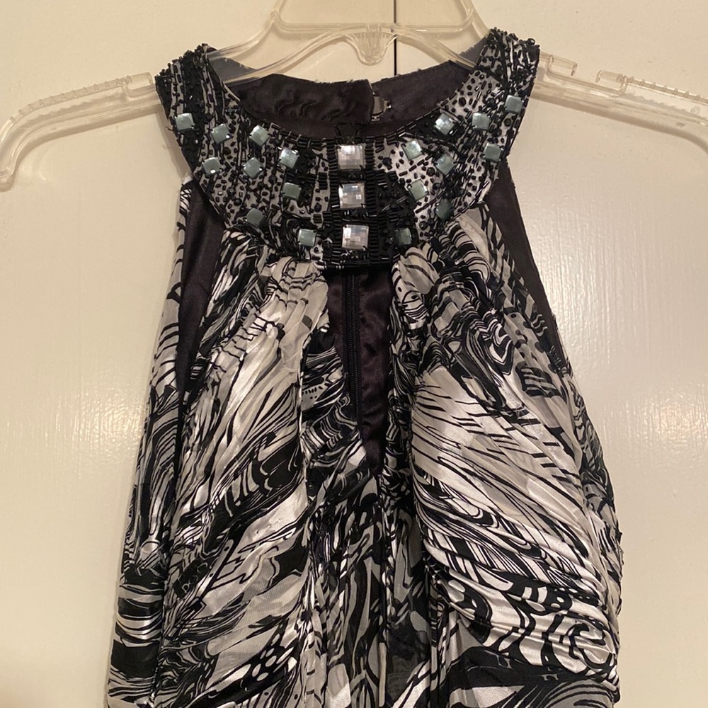 Black/white prom dress